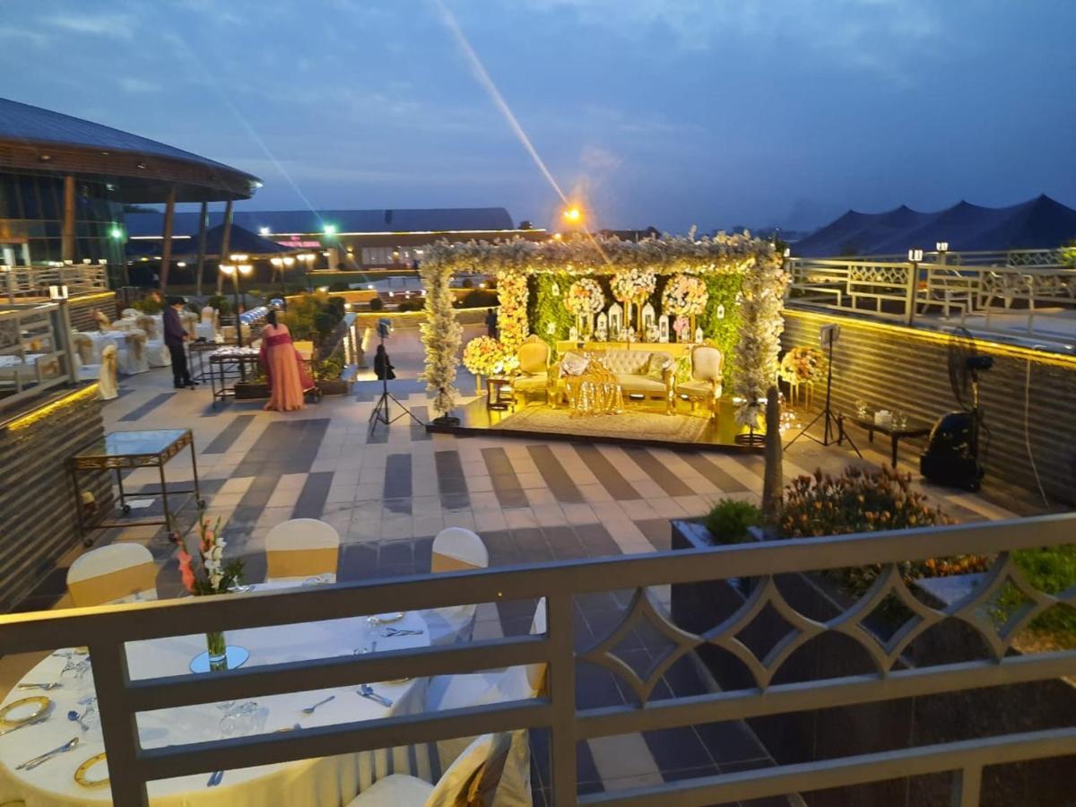 Jacaranda Heights Hotel Islamabad Bagian luar foto